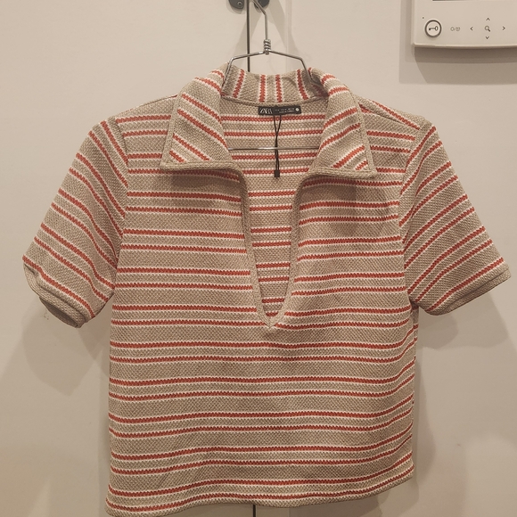 Zara Red and Cream Striped Crop Top - Picture 1 of 1